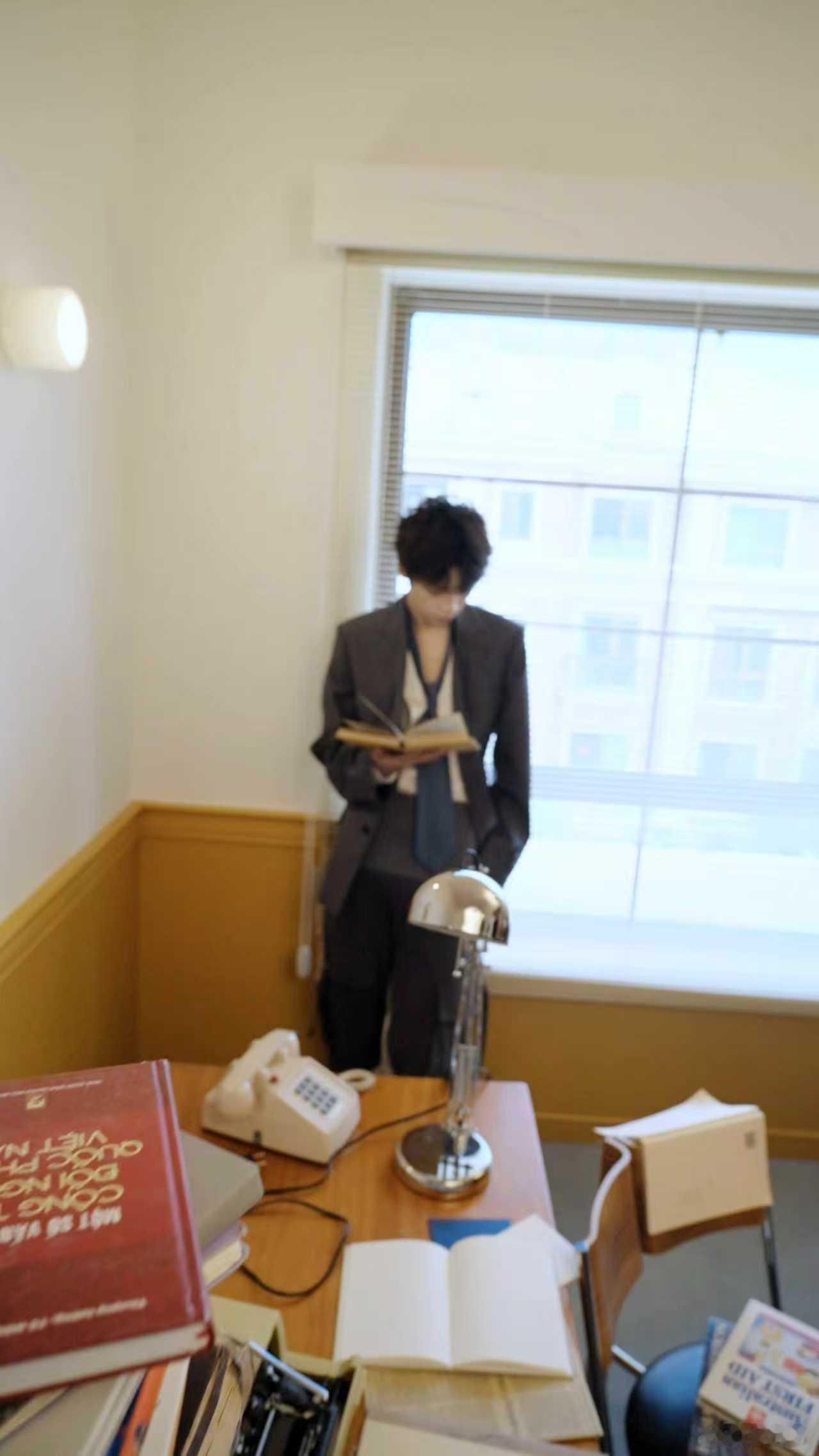 梓渝杂志梓渝人民交通九月刊封面梓渝能登上《人民交通》这本官媒杂志，背后肯定付出