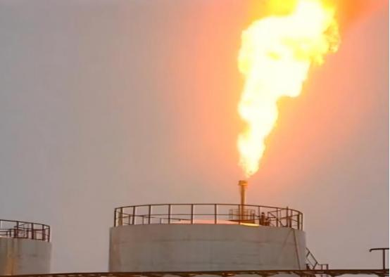 “你要脱钩，我先退场！” 欧盟已立法2027年全面禁止俄罗斯天然气，并打算一