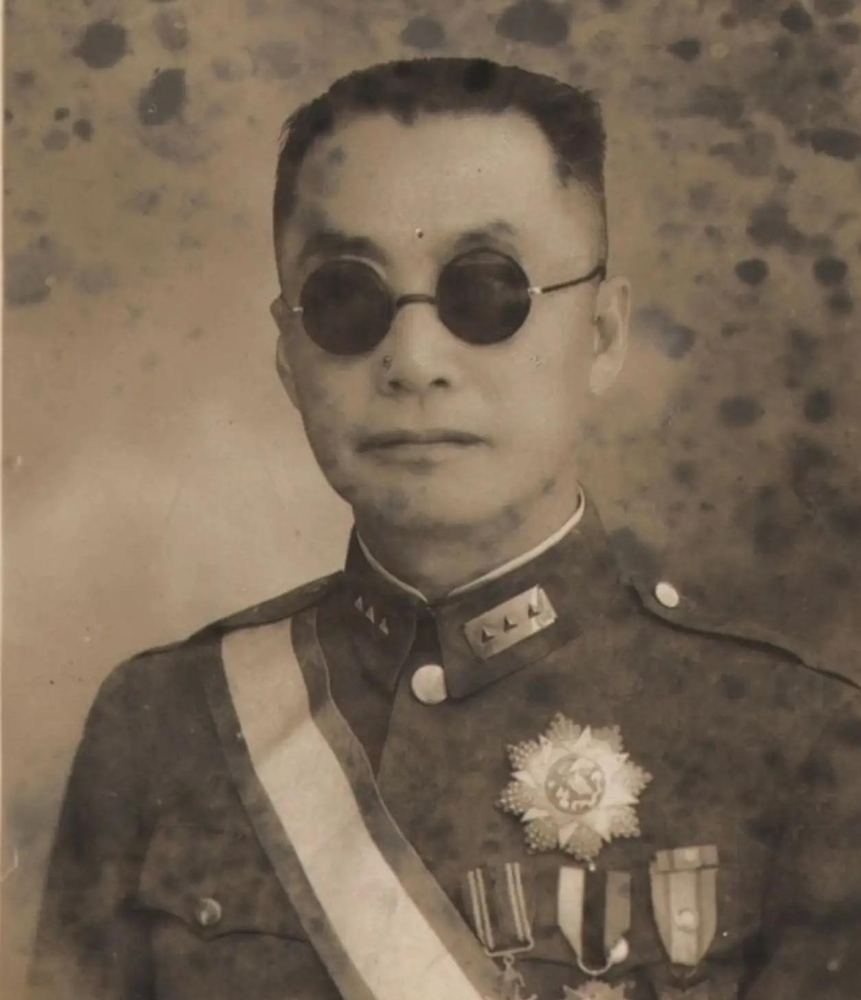 1949年，成都解放后，有一件事情让解放军非常头疼，无论如何都找不到四川省主席王