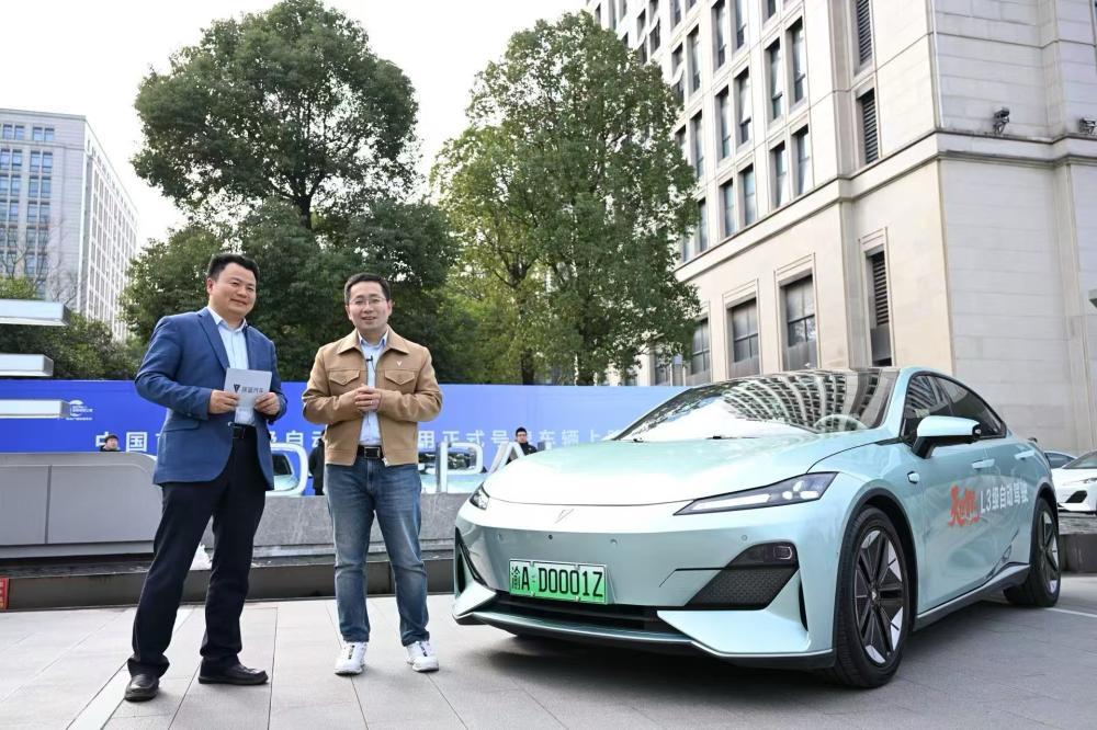 深蓝汽车邓承浩: 下一代车型全部都有L3级自动驾驶功能