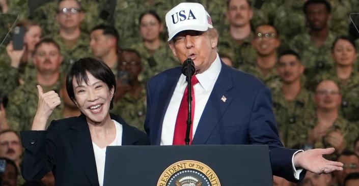 3月15日，特朗普在个人的社交媒体上发文，要求日本在内的多国派遣舰艇，参加霍尔木