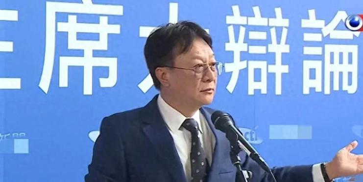 张亚中硬刚中天，郝龙斌这回尴尬了，郑丽文再获强援，黄国昌出手蓝营最近可真是热闹