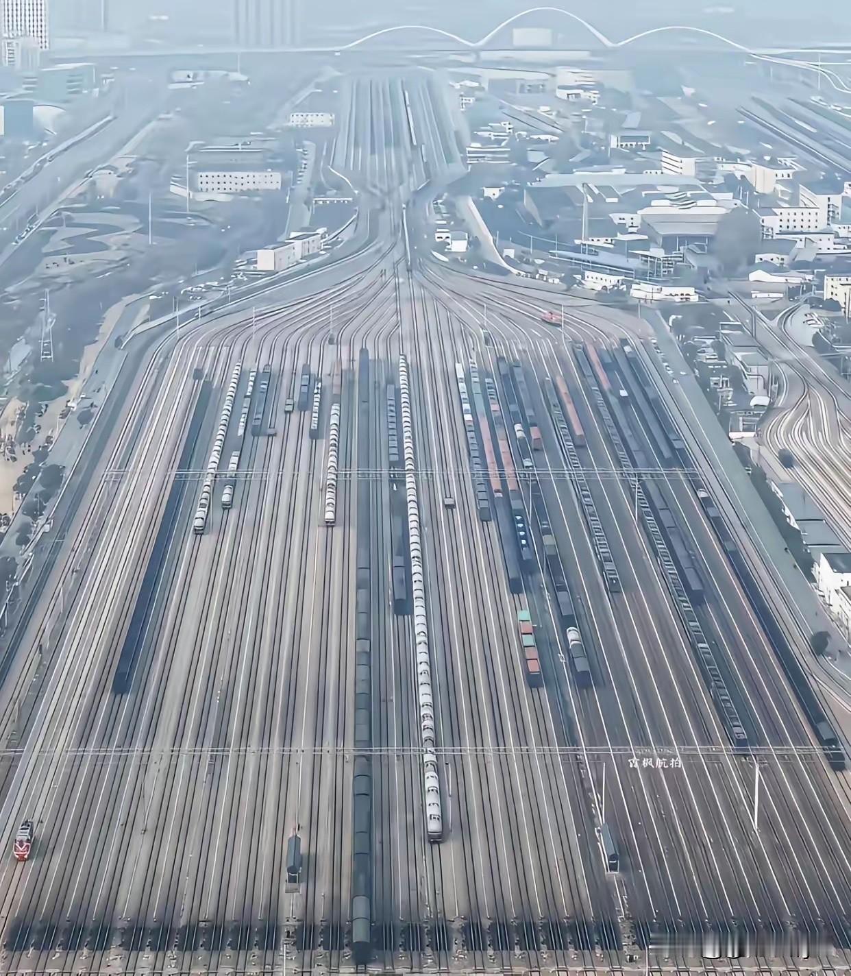 看这规模绝非小城