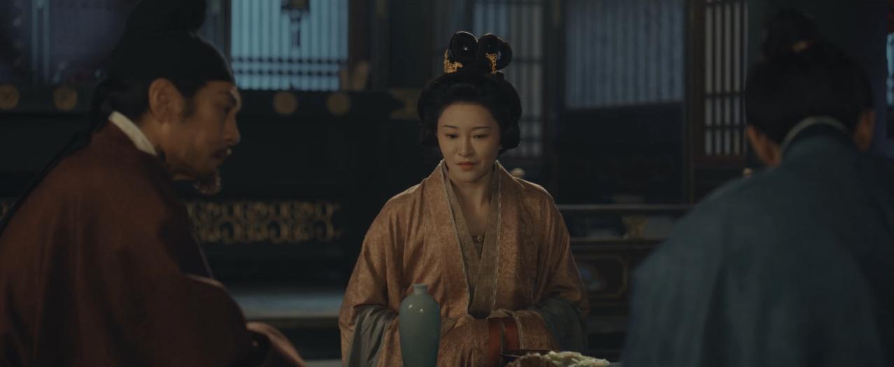 郭威是历史上唯一一位离世时，身边没有妃嫔的帝王。郭威一共娶了四位妻子。刘承佑屠郭