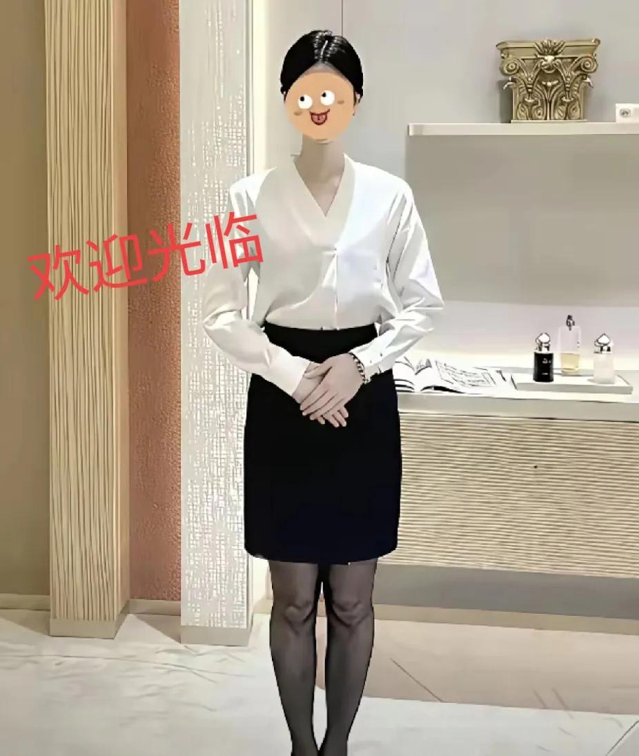 一觉醒来，金店的店长居然上了热搜，同时她也给金店销售行业上了一课，估计其他店员，