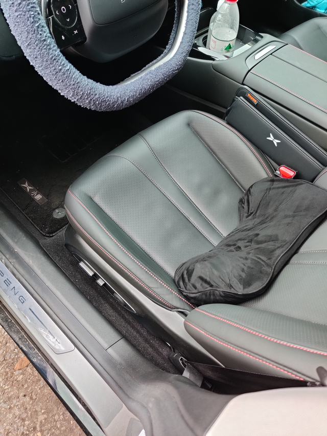 p7座椅塌陷？我这是座椅塌陷吗？才开了几个月，9000公里…