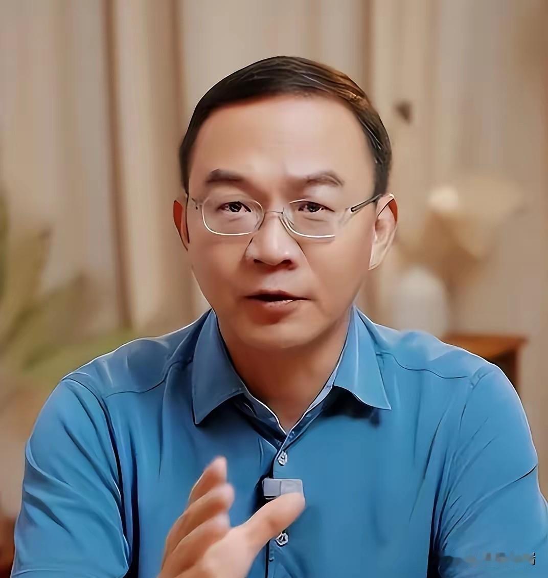 郎永淳：我儿子研究生毕业后也在家里蹲着。在我看来，“家里蹲”并非是不努力，只是一