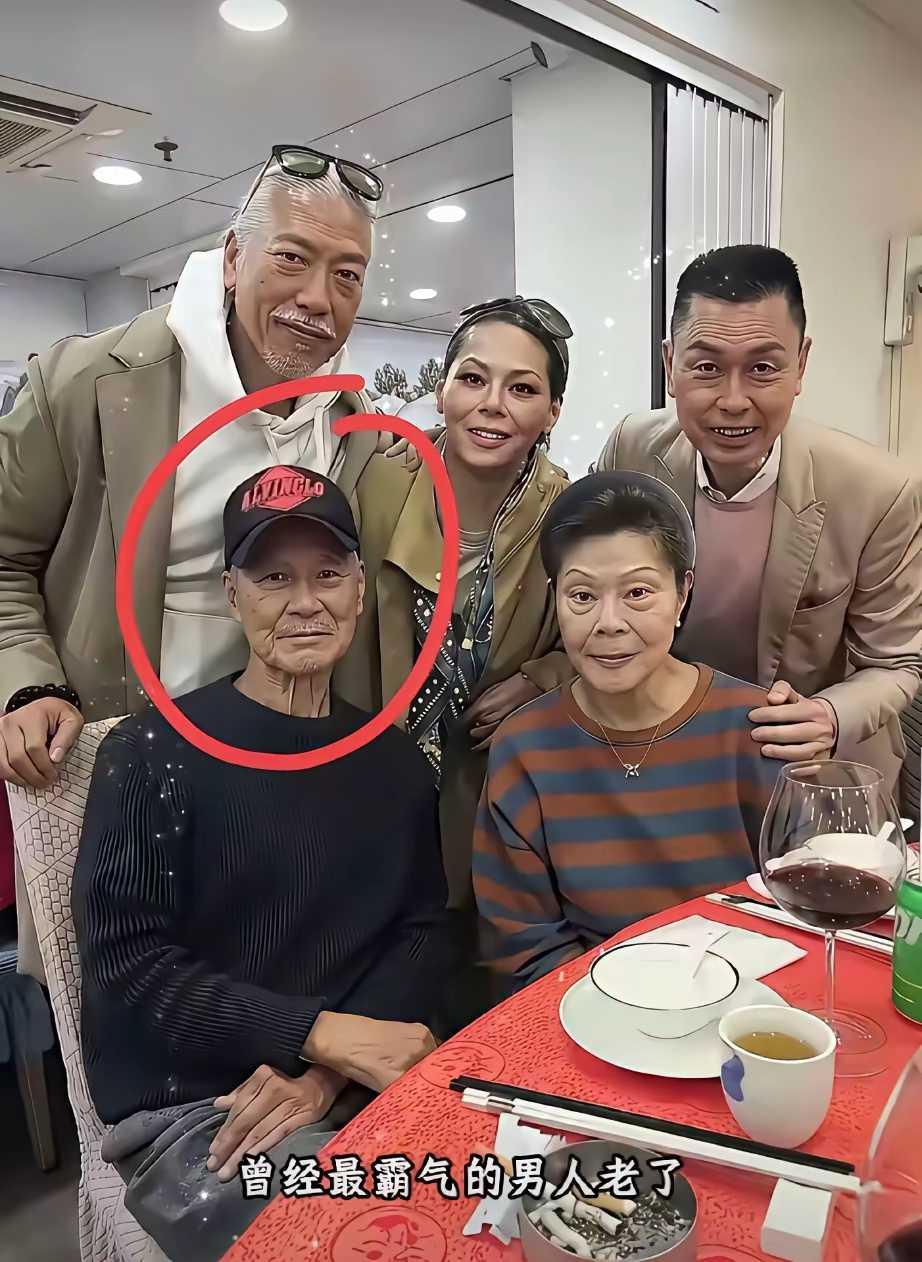 曾经最霸气的男人老了，瘦了好多！当年太牛了！