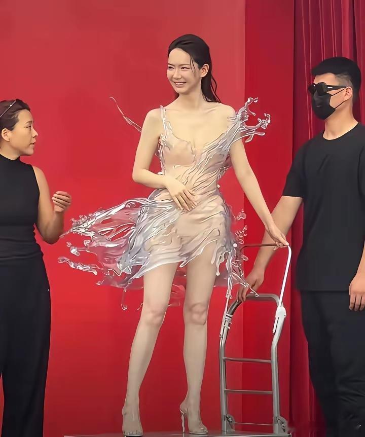 时尚的终点是露骨​​​