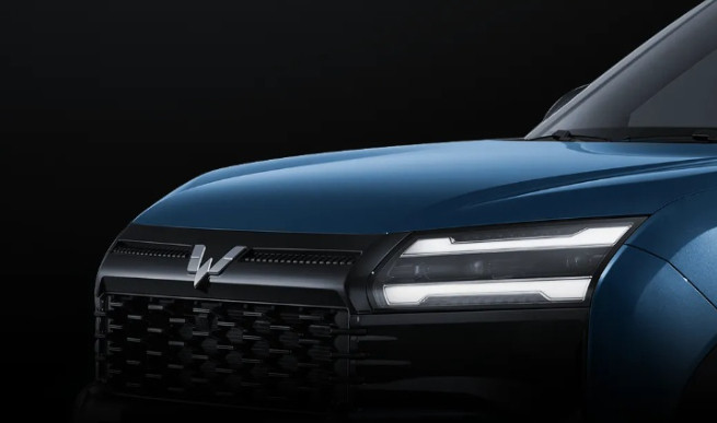 五菱官宣首款硬派SUV星光560，这车颜值气场在线，X型家族前脸搭配凌厉平直线条