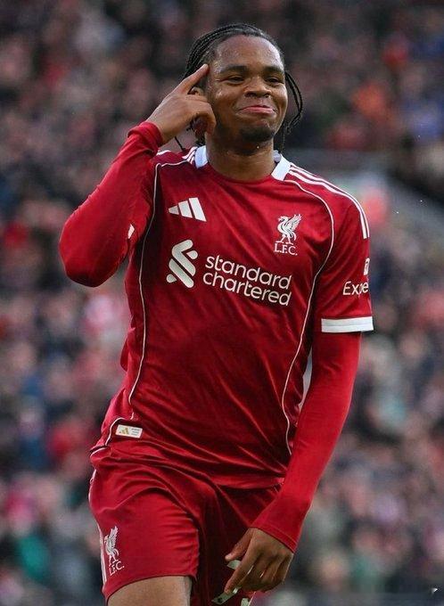 如果看了布莱顿2-1利物浦，又0-4负于曼城，0-2输给大巴黎，这几个月利物浦的