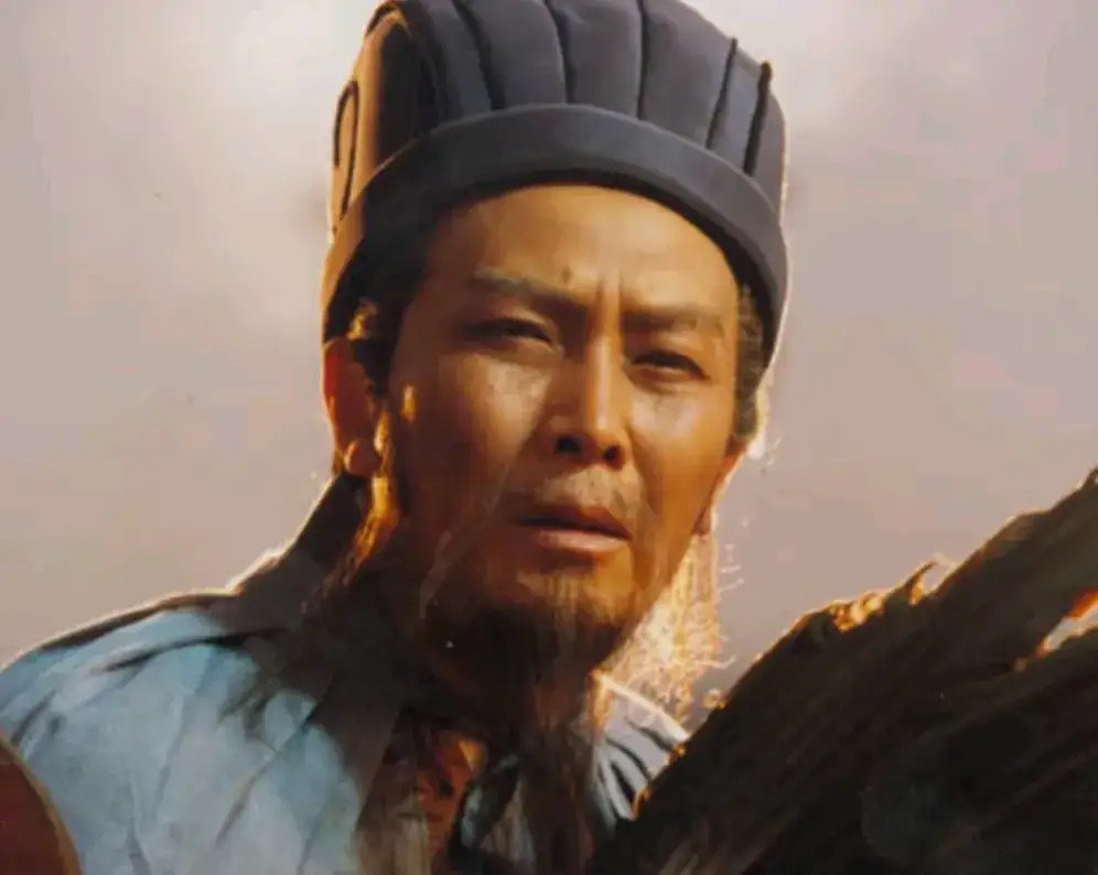 为啥诸葛亮的墓，历经1700多年都无人敢盗呢？要知道，盗墓行当一般都有拜关二爷的规矩，你让他们在关二