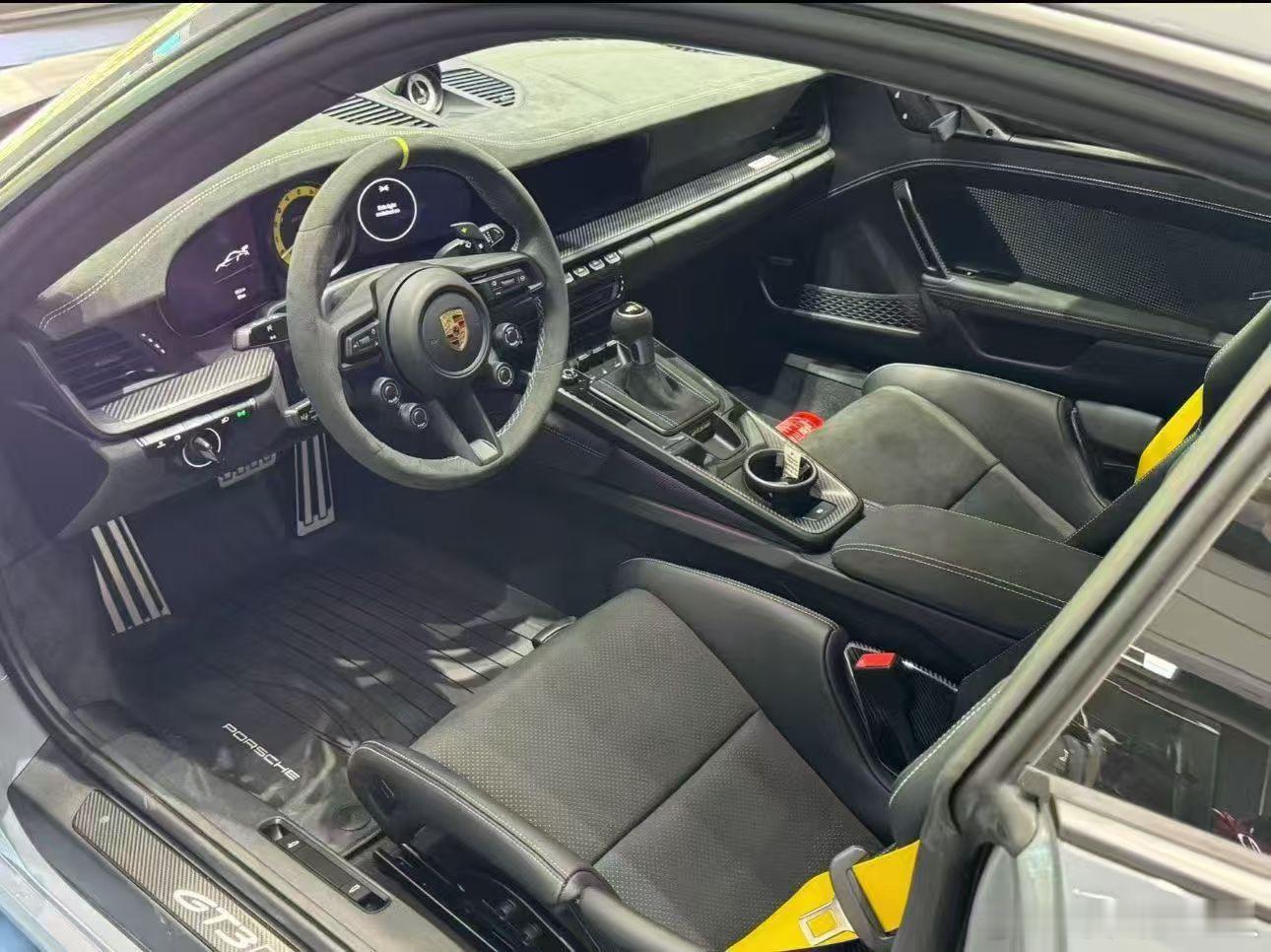 保时捷992GT3RS，2025年2000km，美规