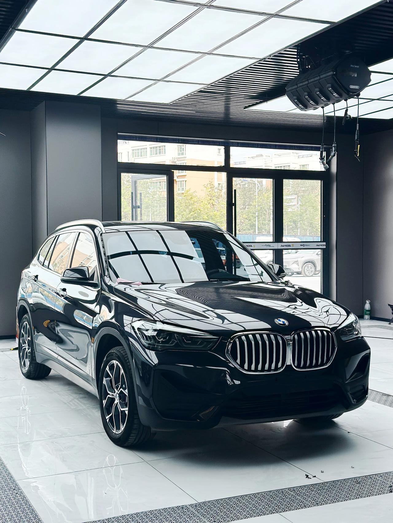 1.续航与补能：没有“里程焦虑”这是燃油车最大的“护城河”。说走就走：