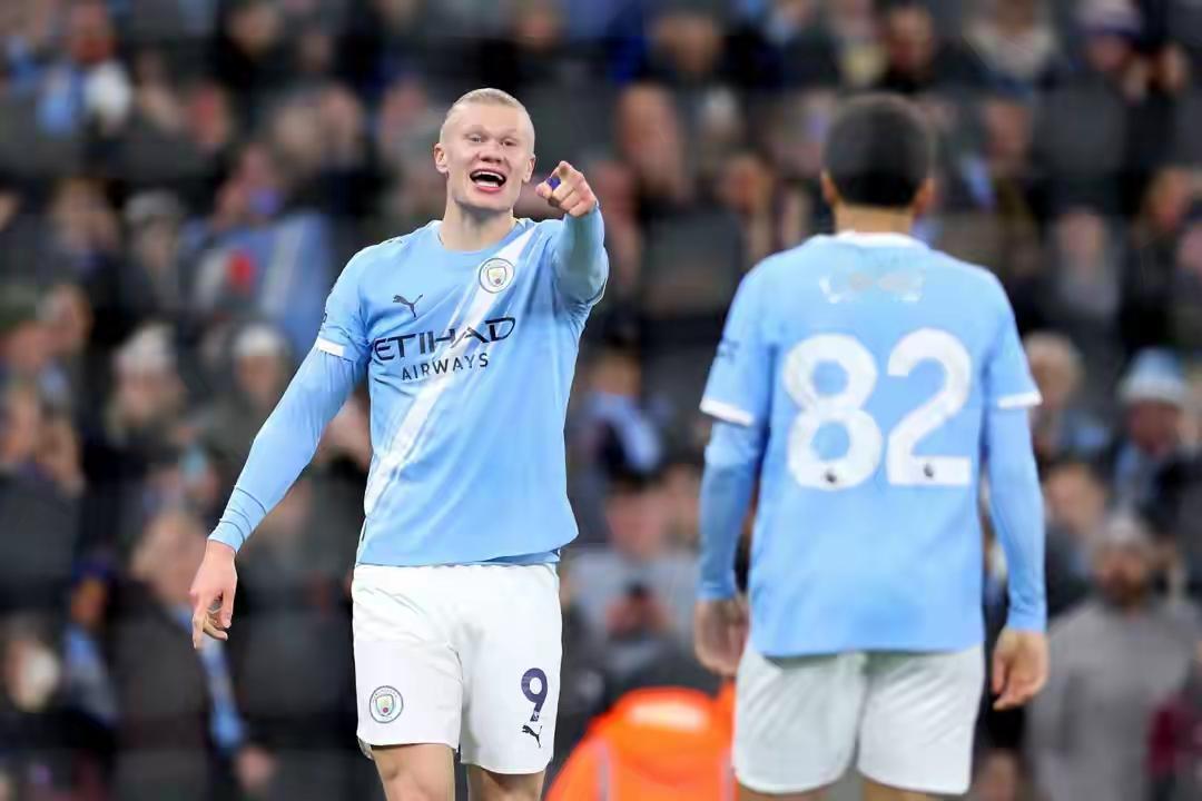 曼城和哈兰德真的是“双喜临门”啊，瓜迪奥拉好久没这么开心了……！哈兰德上演2