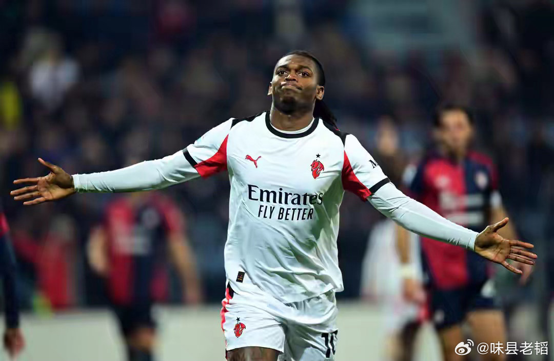 现在的AC米兰，乃至整个意大利足球都是在夹缝里挣扎生存……培养小将抬高身价卖至英