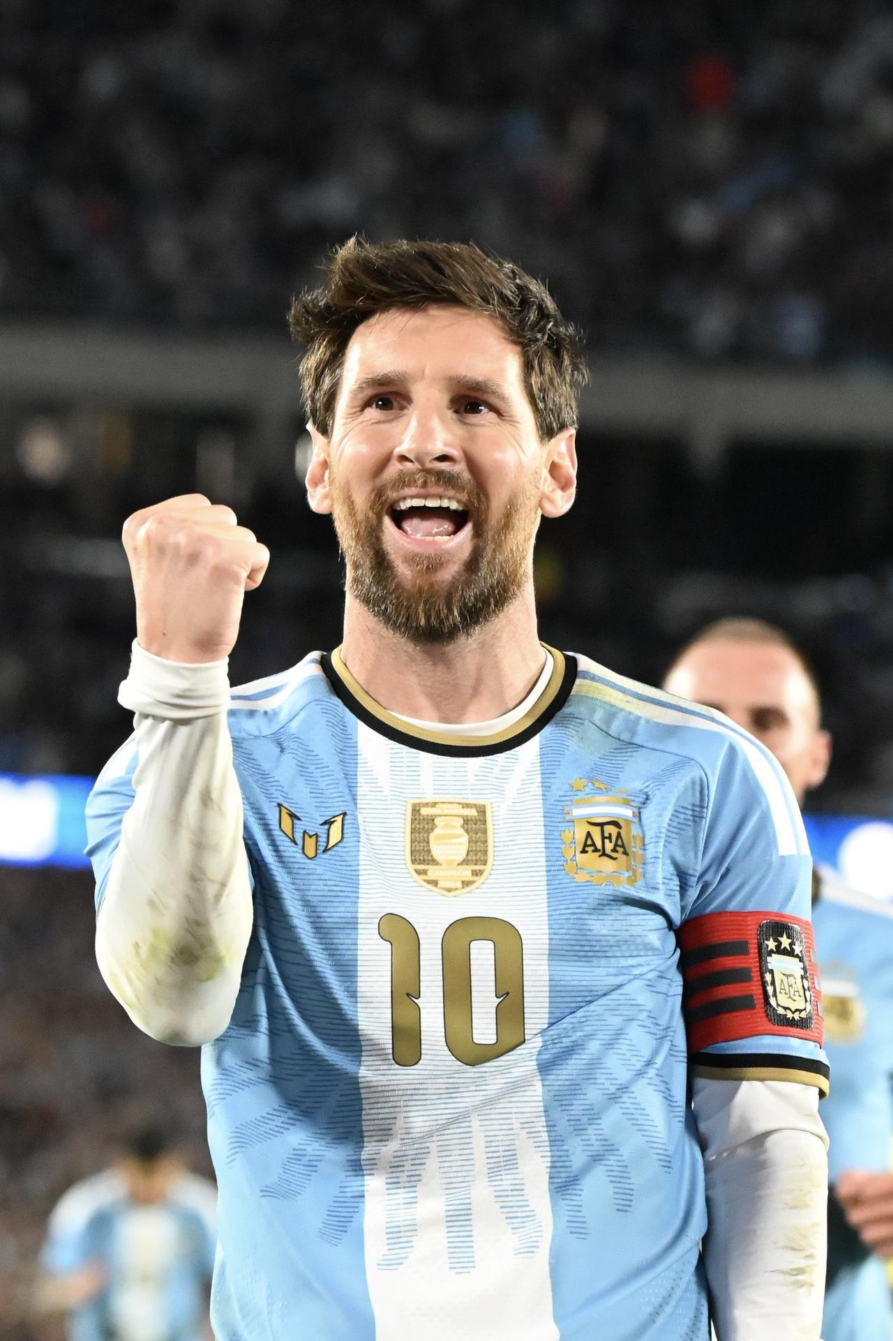 🐐莱昂内尔·梅西进球最多的球场：🇪🇸诺坎普球场（前东家主场）——3