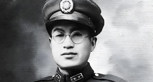 1934年2月，李延年部队在闽西追击红军，抓获大批俘虏。这些战士年轻，手无兵器，