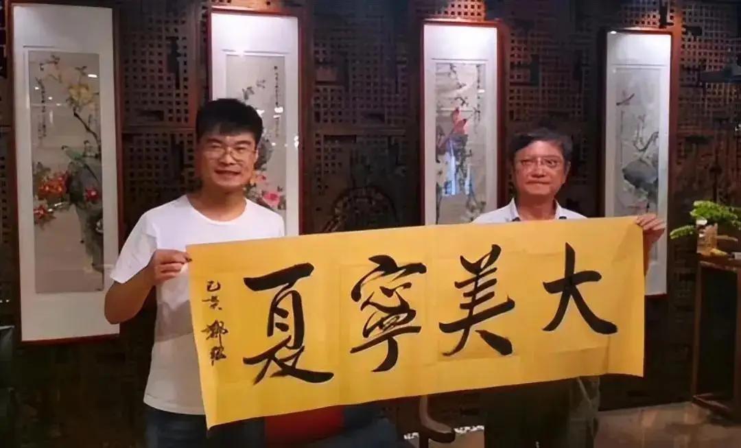作为教育家，字写得规整如此，难能可贵。至少是几十年的书法功底呢！