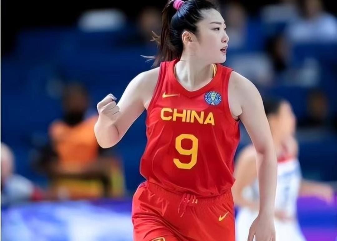 双星缺阵！中国女篮亚洲杯迎大考：新锐锋线能否扛起大旗？