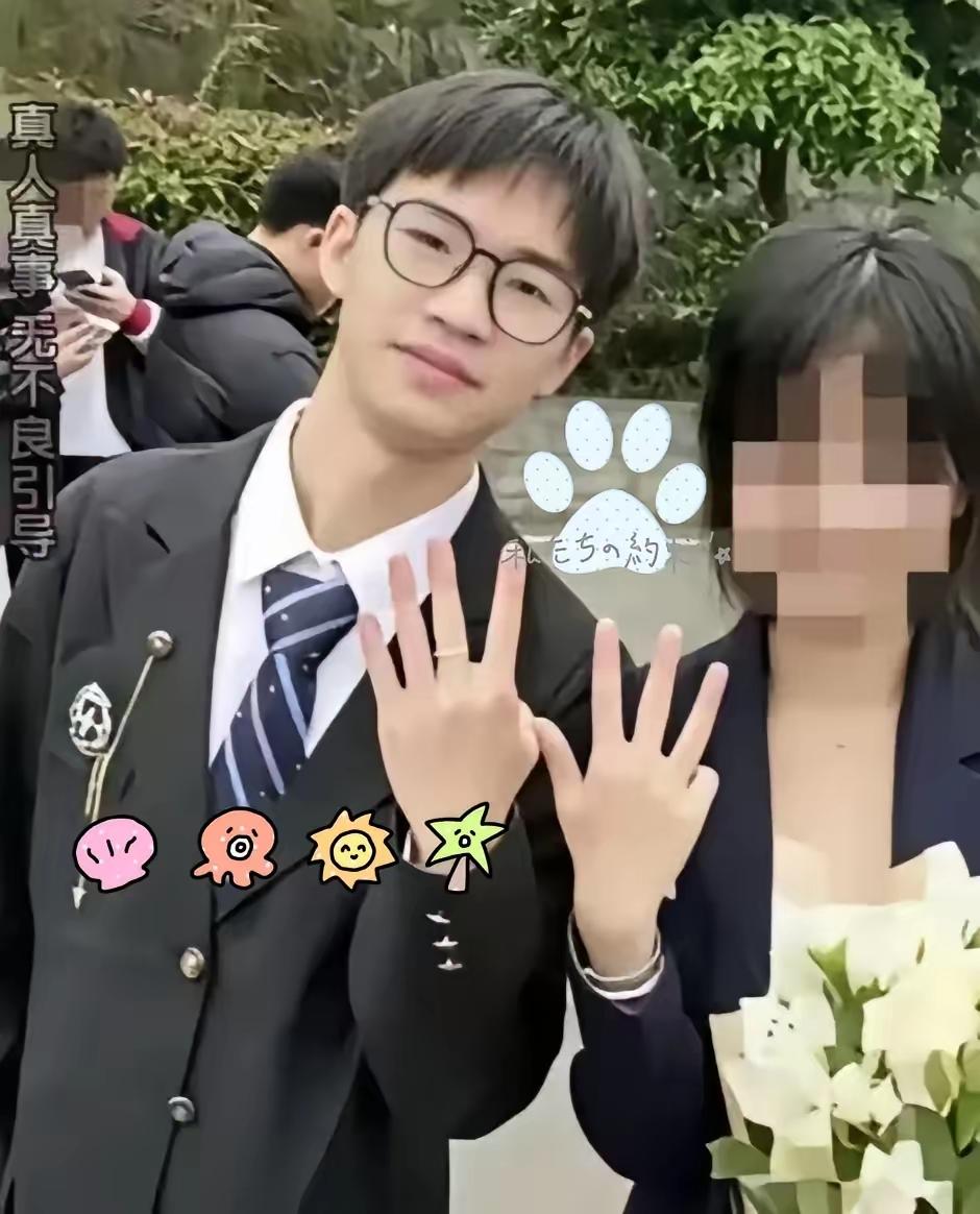 一纸录取通知书，没能换来少年的前程。四川宜宾18岁少年汤金伟，拿到大学录取通知书