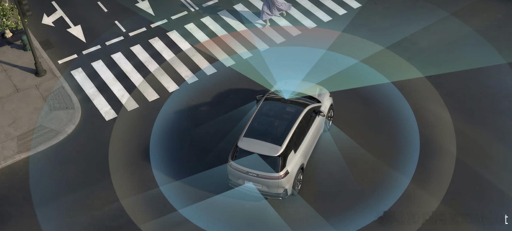 埃安N60在北京车展正式上市，有以下信息：1、共推出三个版本，指导价10.98万