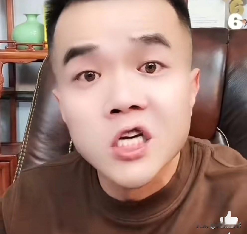 小胖预言刘二狗最想踩方丈，方丈大号回归那刻立马变身！刘