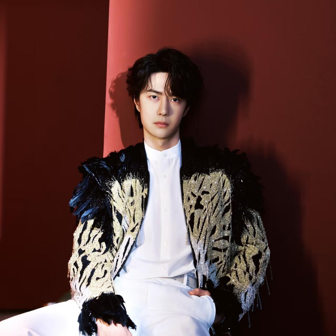 我同事是王一博唯粉我问她怎么看今天这个聊天记录的料同事眼皮都没抬，说了一句