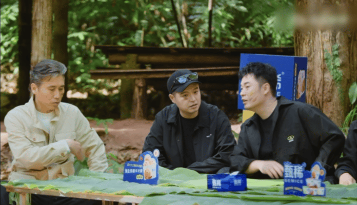陈赫谁教你这么介绍的论综艺感就服陈赫！导演让介绍马頔李乃文，他简单两句话直接封