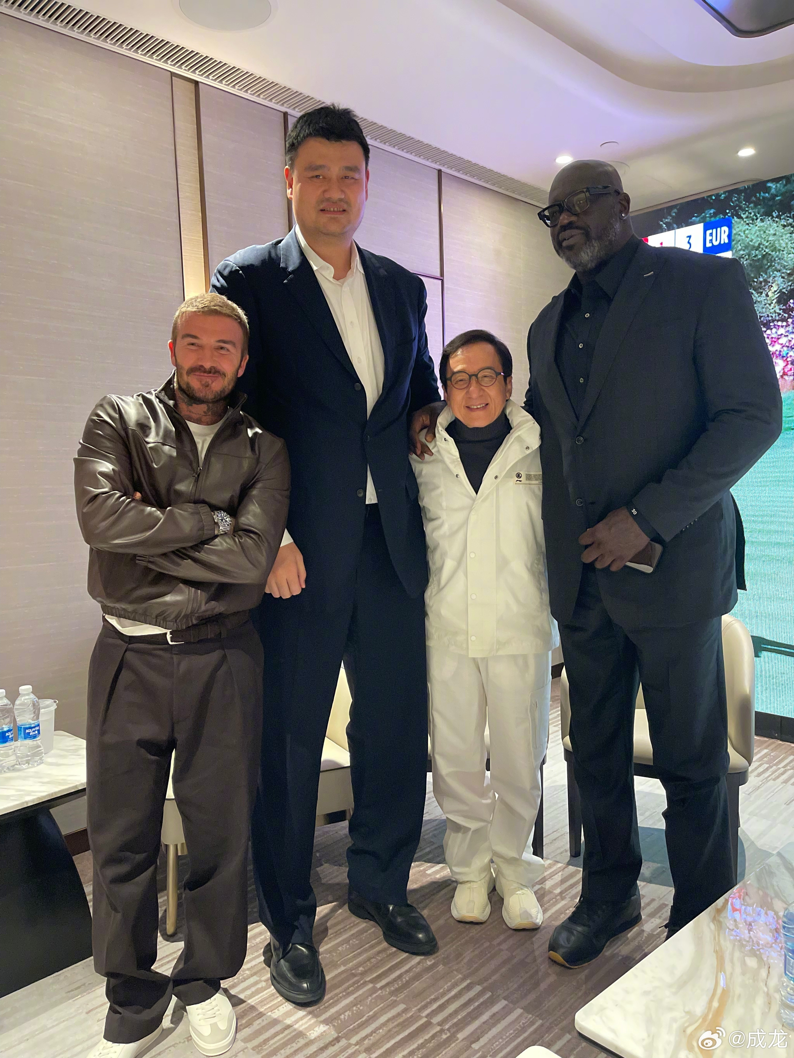一时间竟不知道该羡慕谁​​​