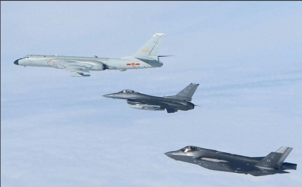 当地时间6月15日，美军损失了一架宝贵的B-52H战略轰炸机，俄军损失了一架宝贵