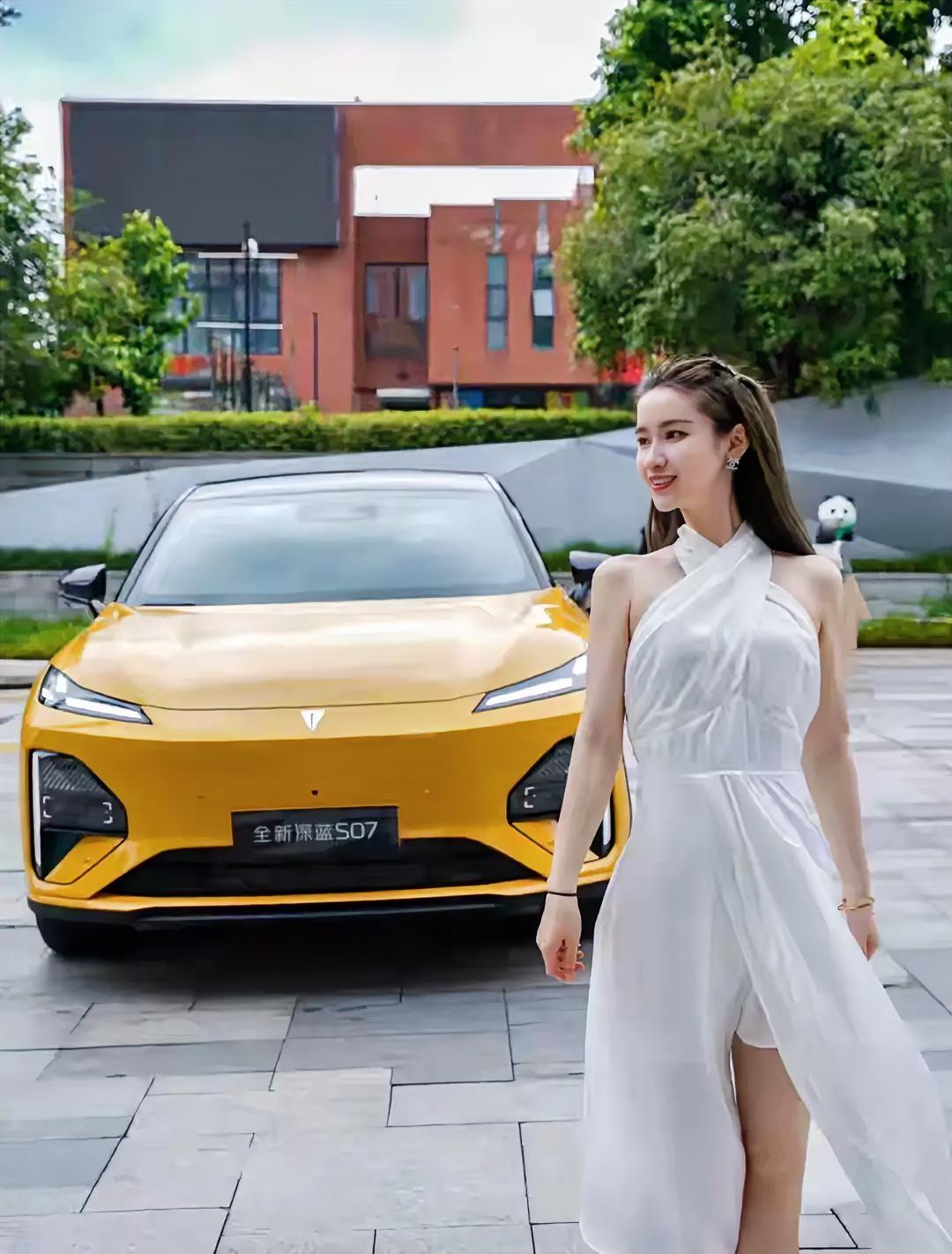 十二生肖的贵人1、属羊的人，贵人多为伴侣。2、属蛇的人，贵人多半是自己。3