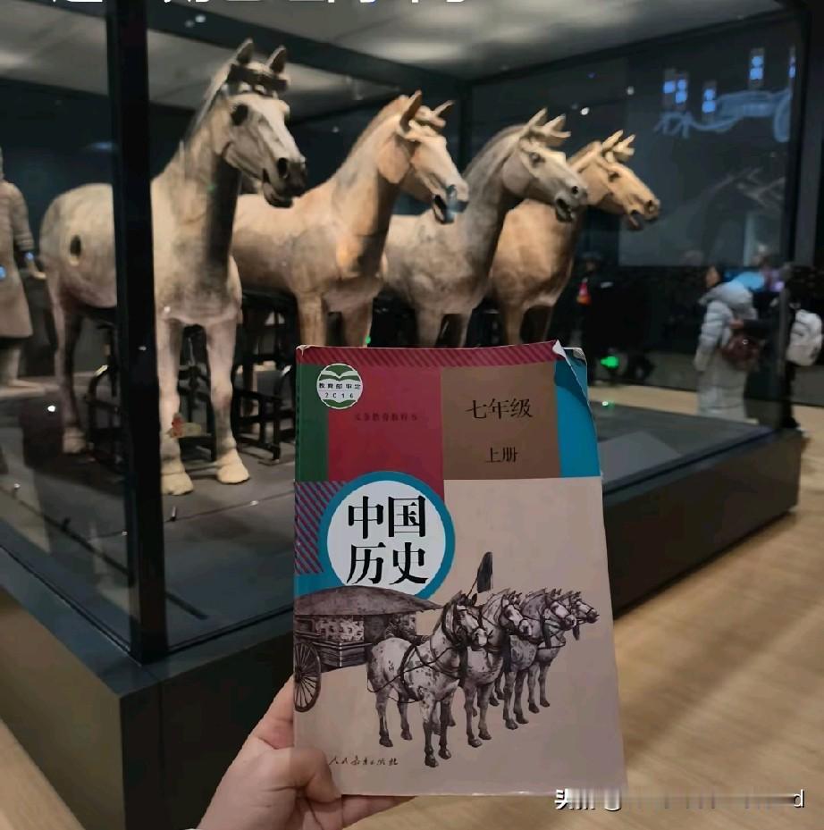 参观兵马俑突发奇想：如果秦始皇多活20年，世界格局将彻底改写！真正站在