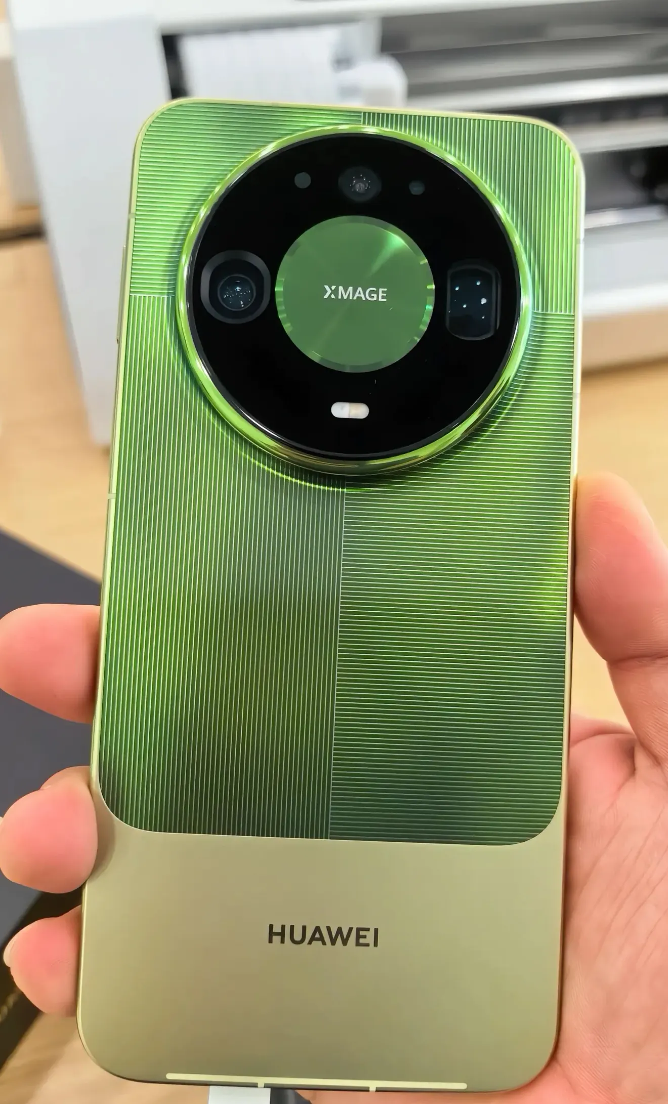 mate90各种配色，有没有你喜欢的？图片来自网友。