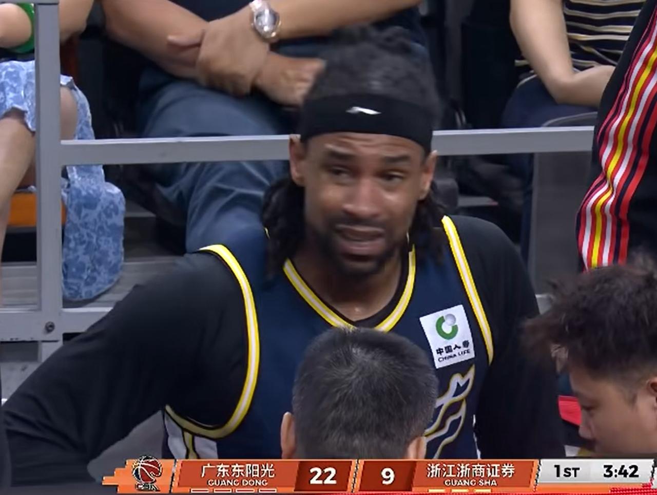 遗憾，萨林杰无缘与山东队的比赛！广东队球迷刚开心没多久，就迎来一个坏消息，太让