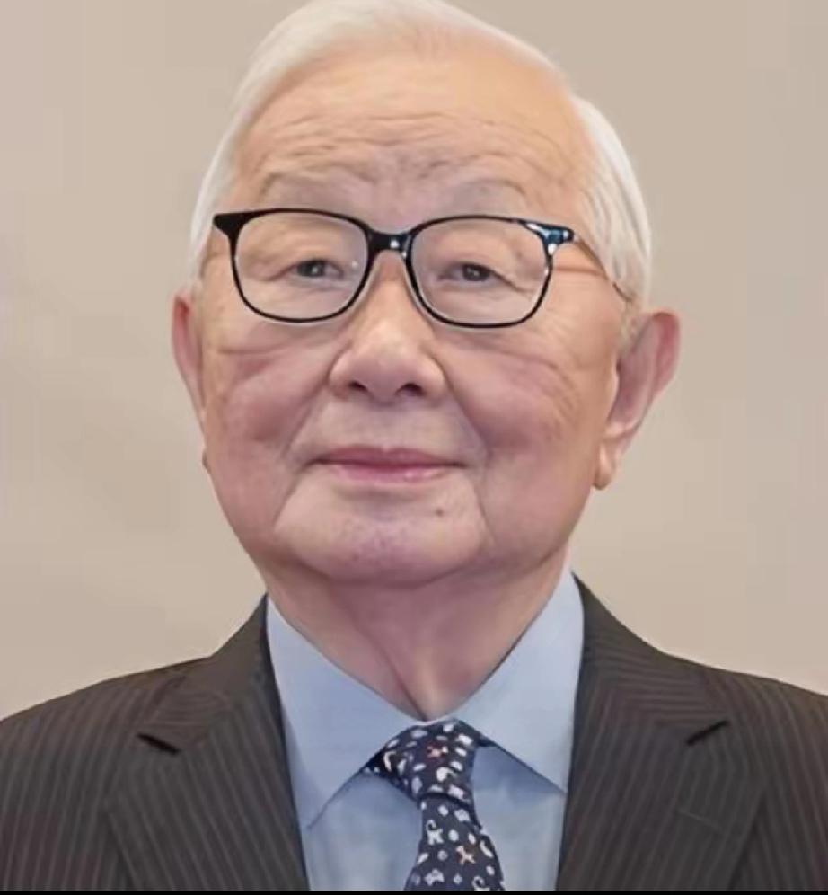 台积电创始人张忠谋，受访时再次语出惊人：“我真的认为，我的国家——美国，仍然是世