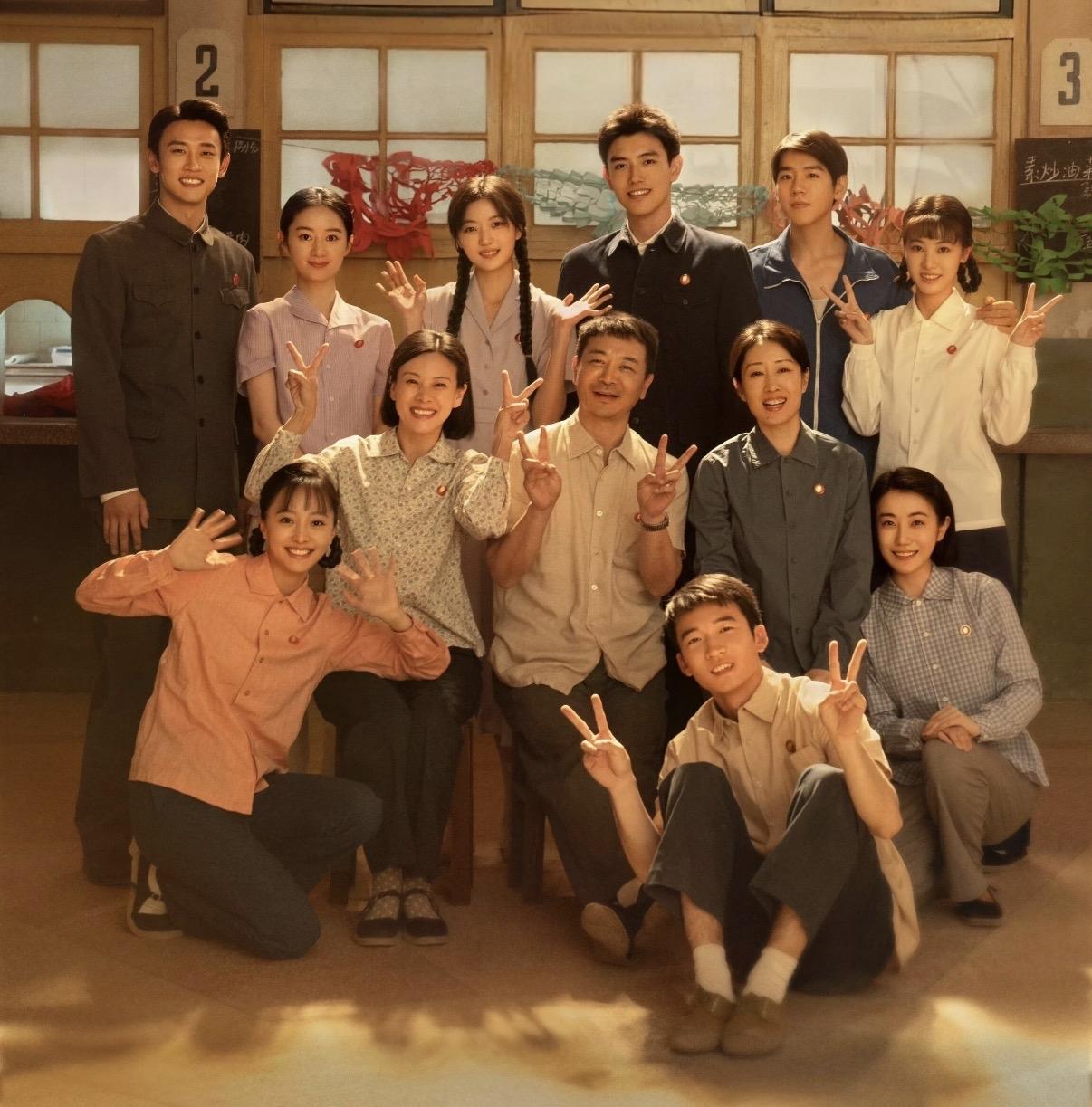 《纯真年代的爱情》这部剧，最坏的人不是上纲上线的许主任，也不是偷了费霓文