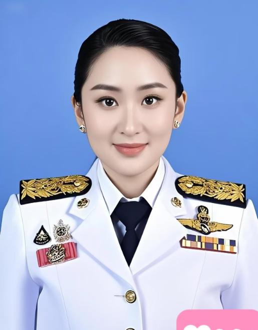 泰国政坛上演“新戏码”，阿努廷能保住总理一职么？12月24日，泰国看守总理阿