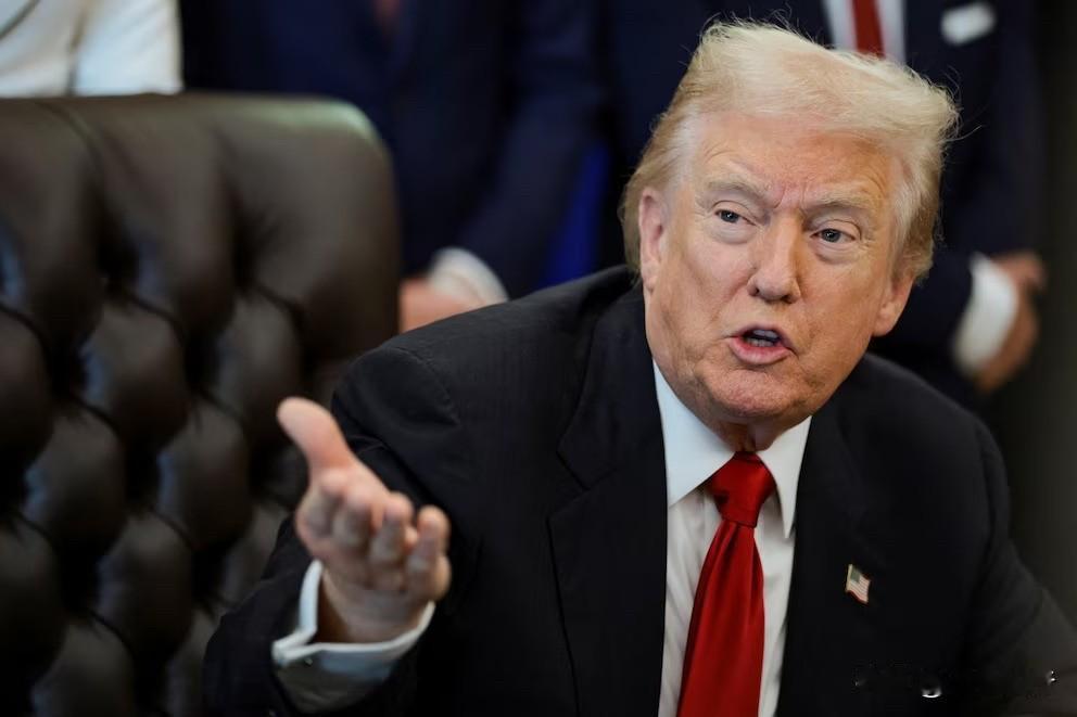 关税从加到减，美国经济风向变得太快了美国人刚刚发现一件离谱但真实的事：涨价三