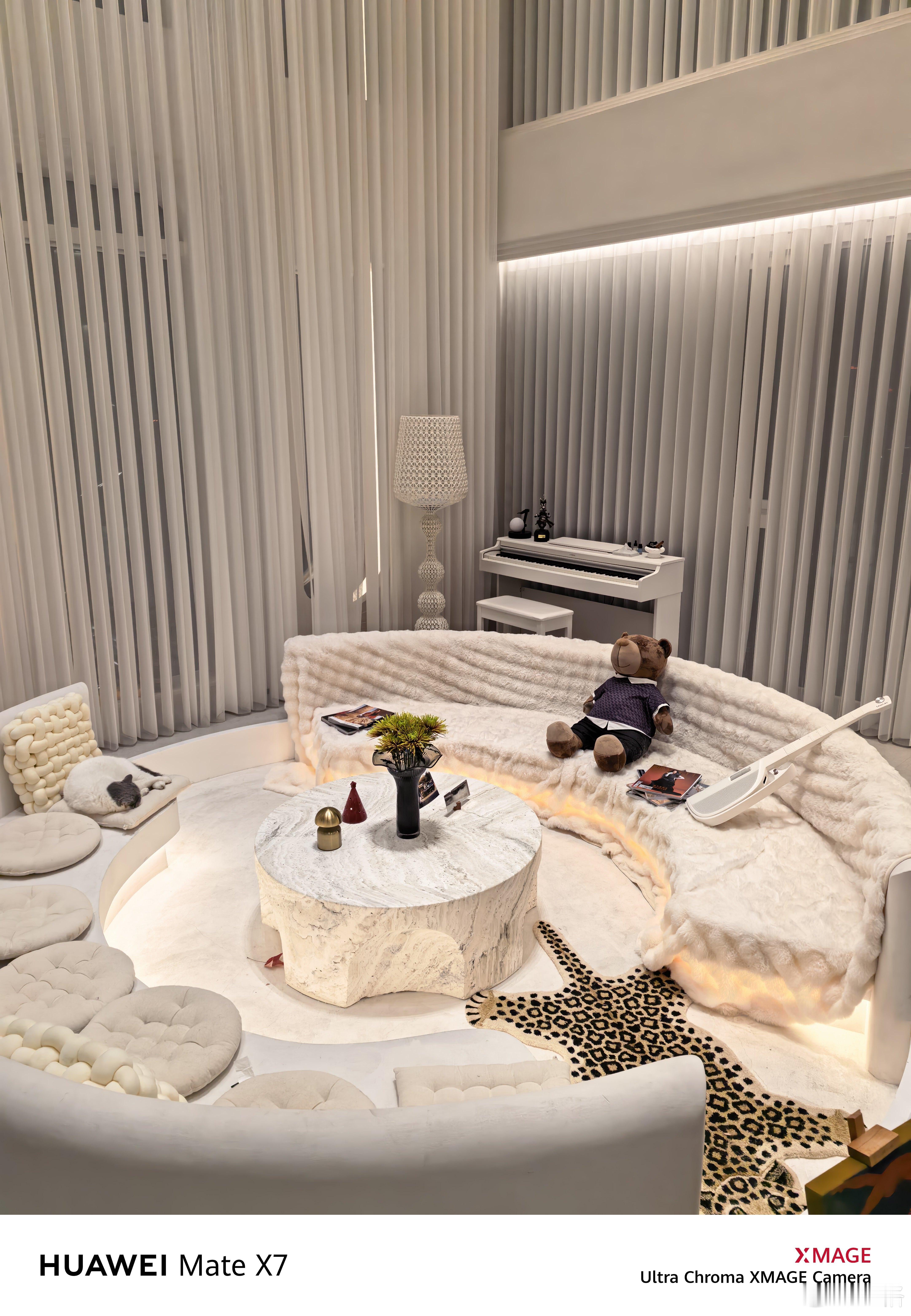 体验天台一号主理人的一天煮顿超级大餐，把房间打扫得闪闪发光，等杰灵和刘欣回来，肯