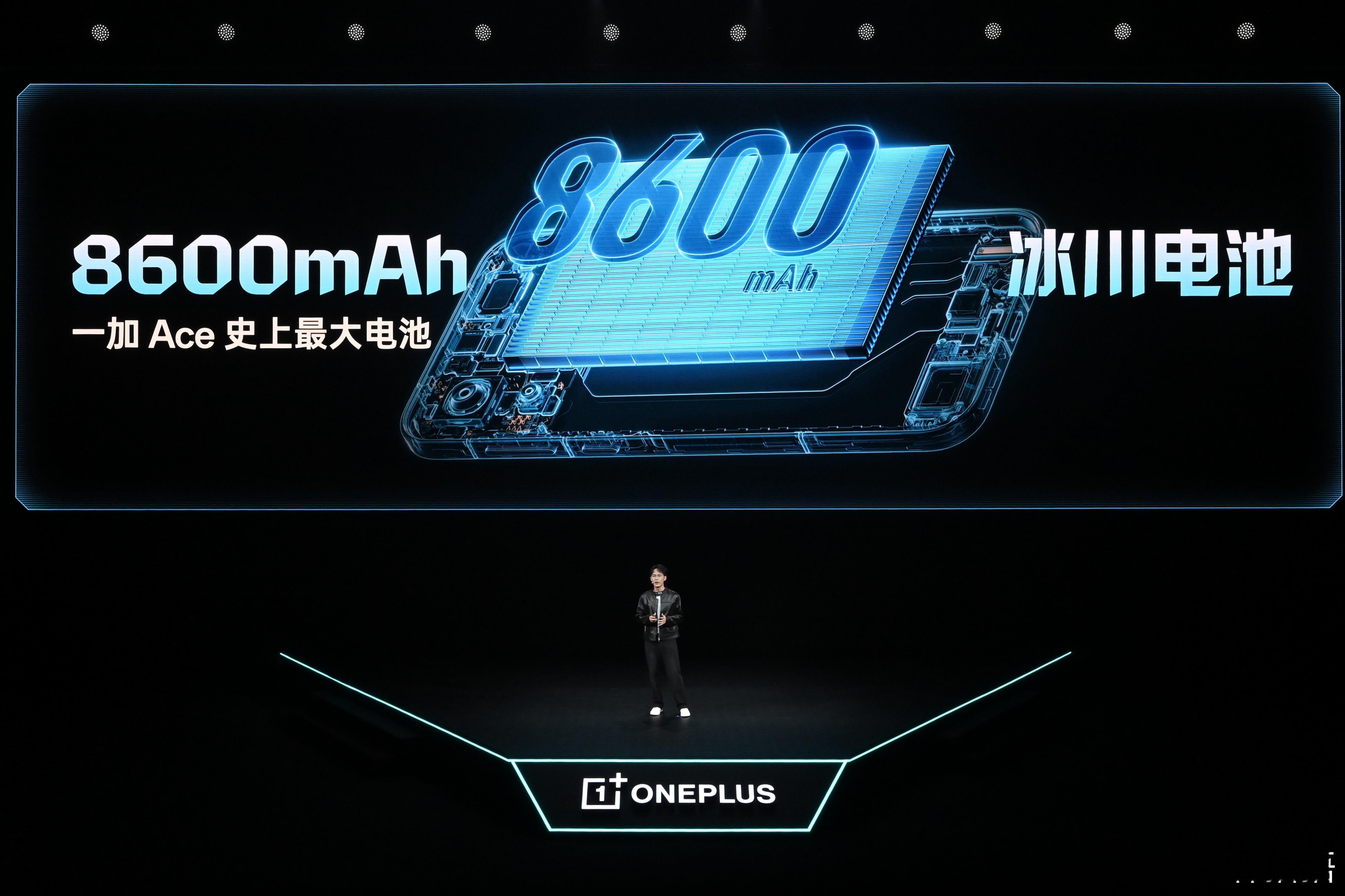 一加Ace6至尊版续航配置很顶噢，8600mAh超大电池+120W闪充+O