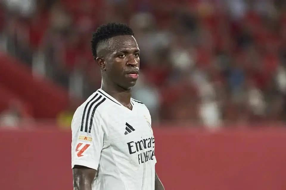 皇马和拜仁今夏会有疯狂交易吗？根据外媒的最新消息，老佛爷已经盯上了拜仁的奥利塞