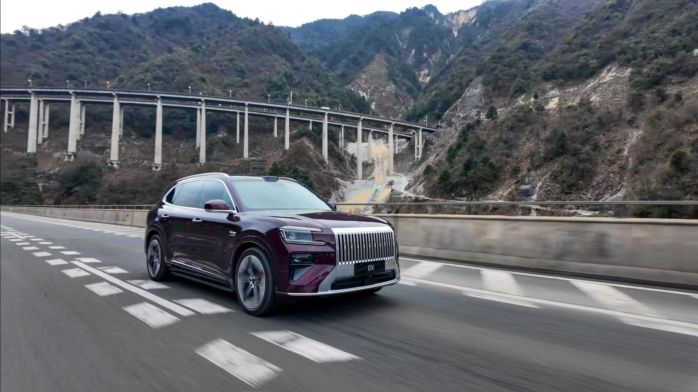 极氪回应中铁建邀请又又又上硬核联动了！这一次，极氪与中铁建跨界联动，在《伟大公