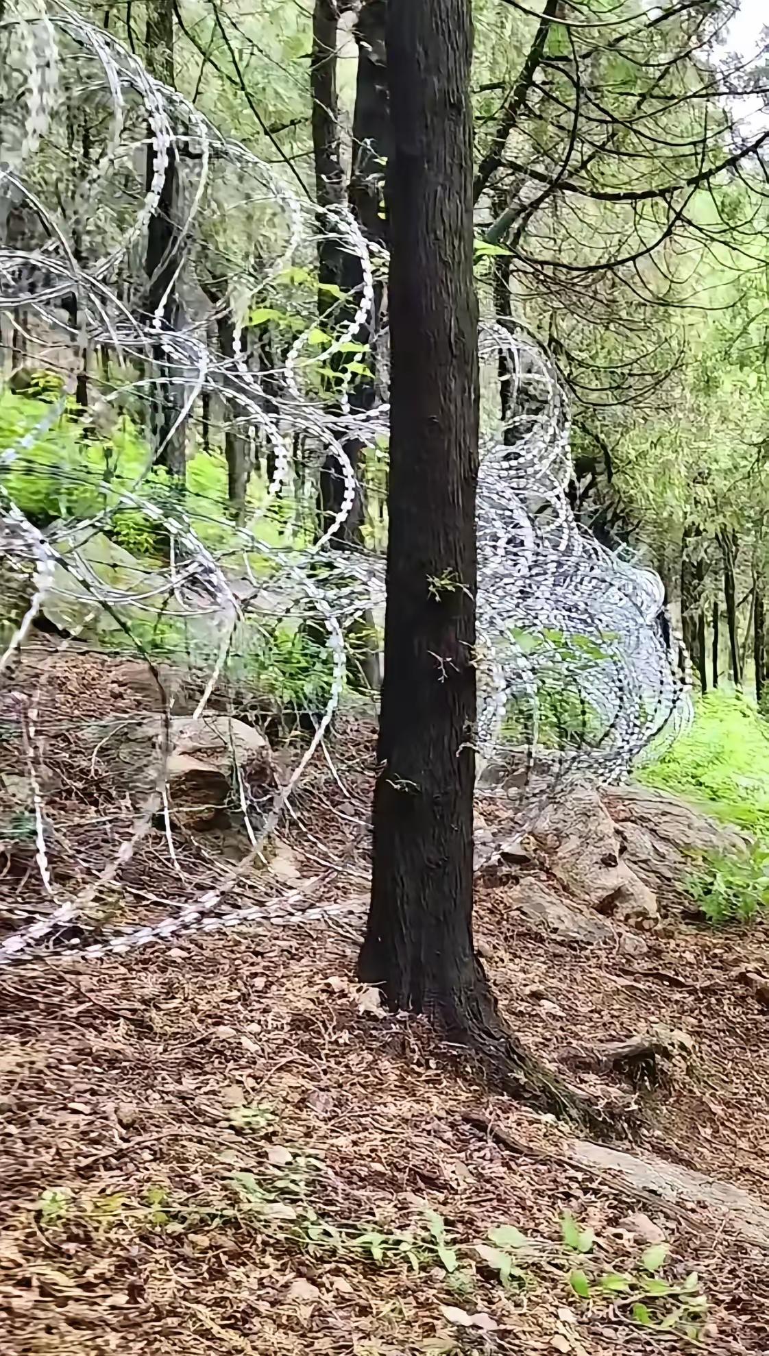 泰山是世界文化和自然双重遗产。既然是遗产，就是老天爷和老祖宗留下的，属于全体中国