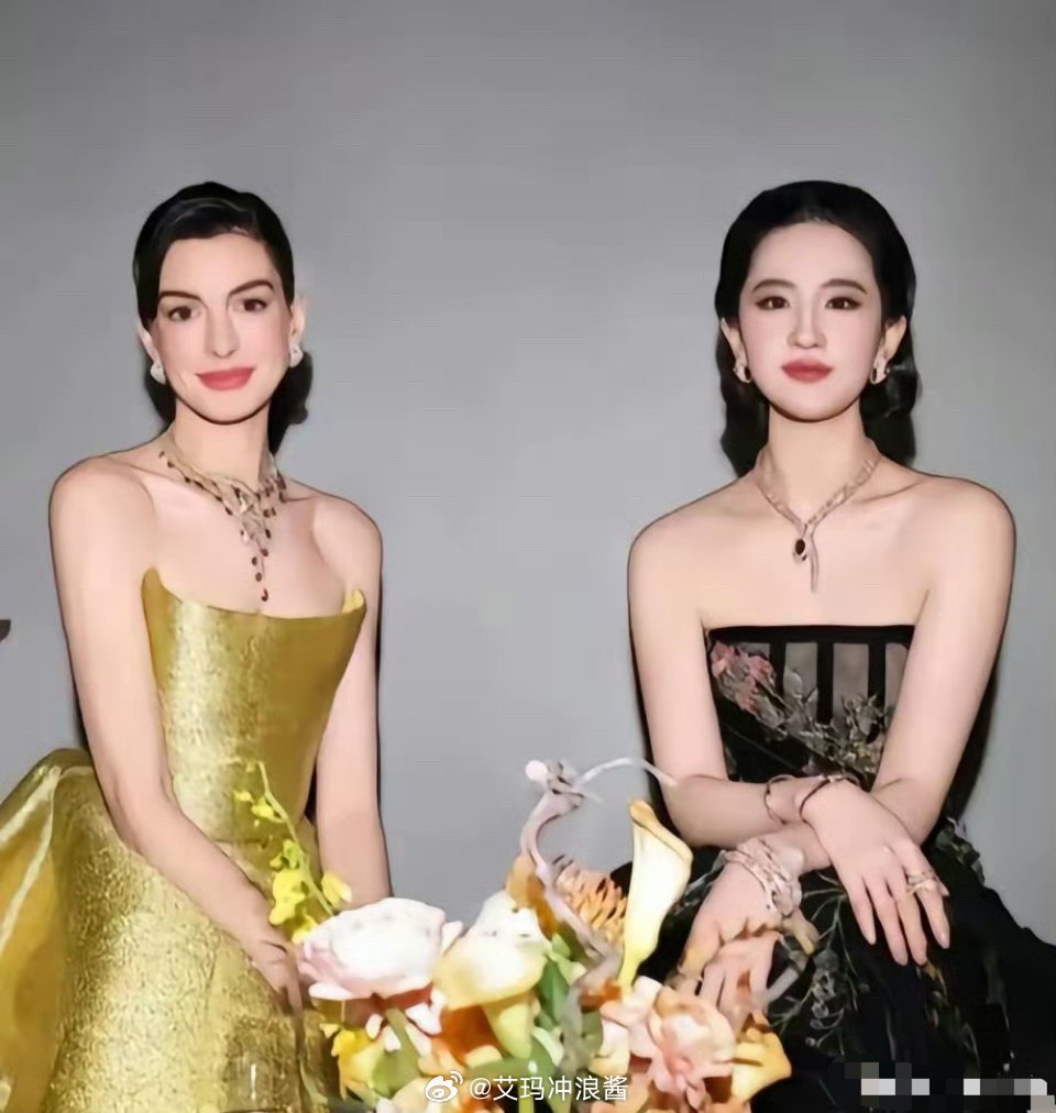“你有你的西方骨，我有我的东方像。”​​​