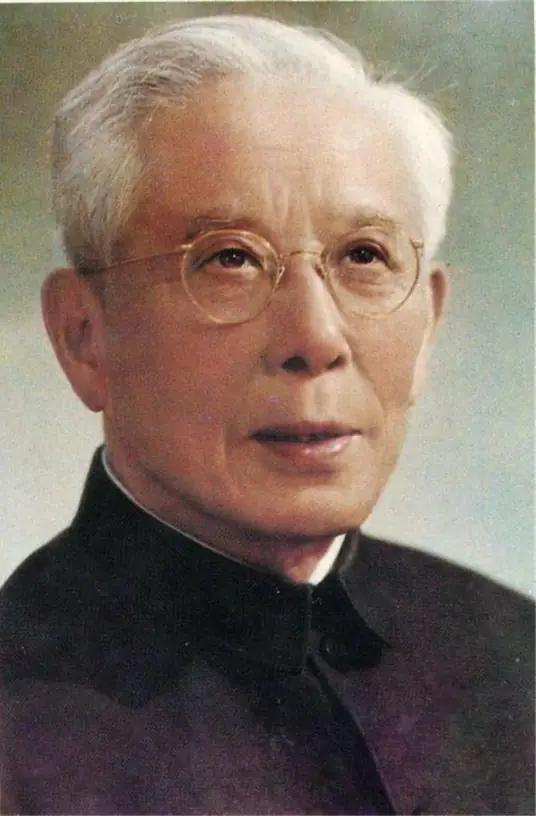 1993年冬，92岁的周培源晨练回家后，对着妻子说：“我爱你！”妻子回看丈夫一眼