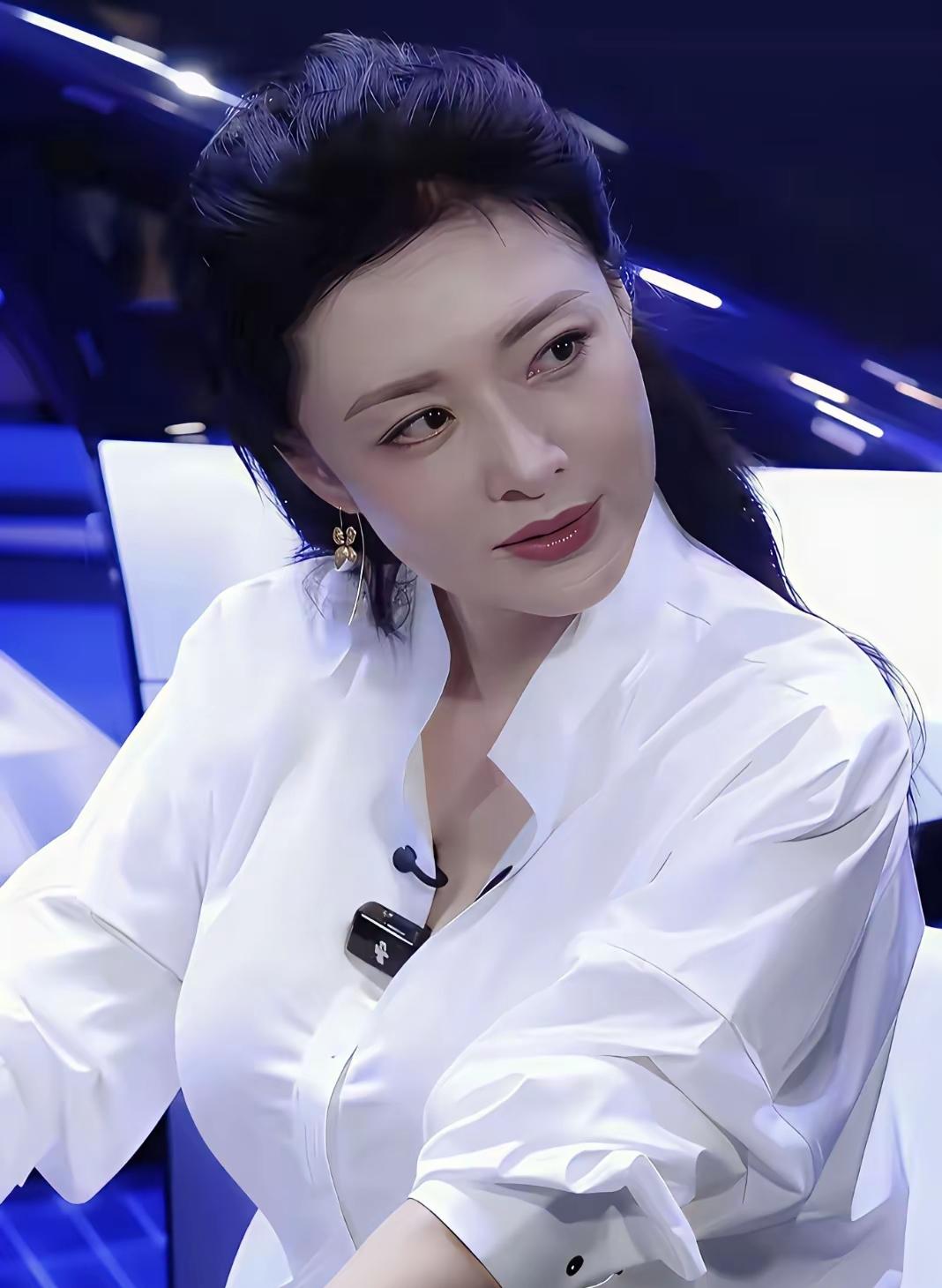 有料有才的女人很优秀周涛这个女人怎么说呢当了一辈子的主持人没有火起来拍了一