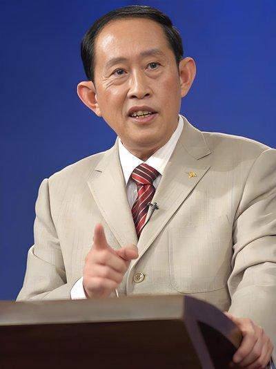 王立群教授再次语出惊人！他说：“喜欢权力的领导，一般不会重用能力强的人，也不会重