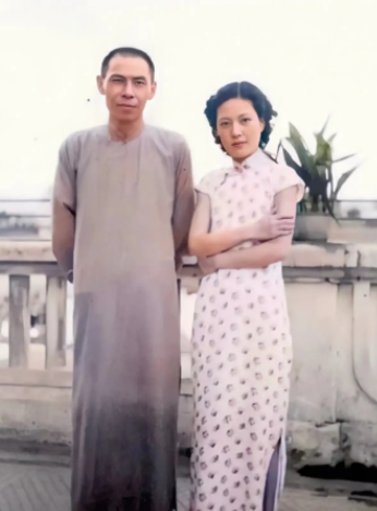 1932年，杜月笙摇响了梅兰芳家的电话：你和小冬的事我已听说，不管怎样，你应给个