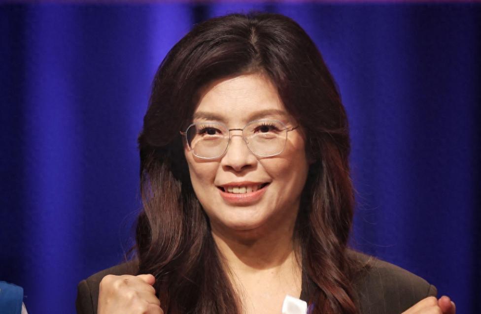 郑丽文200万驰援大陆灾区，国台办回了2个字，台当局意识到不对劲 危难最能真